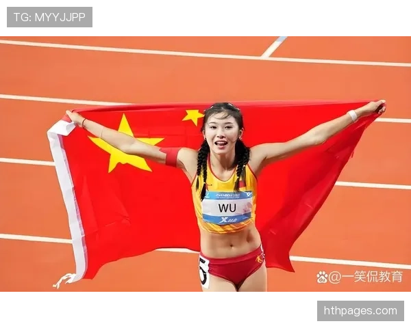 吴艳妮赛前喝冰美式像打卡上班，网友：这姐是田径圈刘亦菲还是自律狂魔？